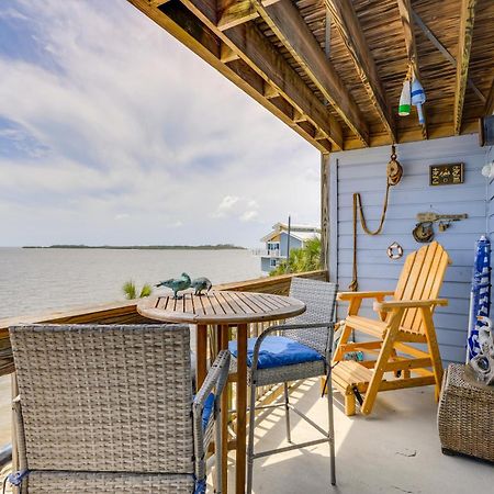 Beachfront Cedar Key Retreat With Pool Access! Kültér fotó