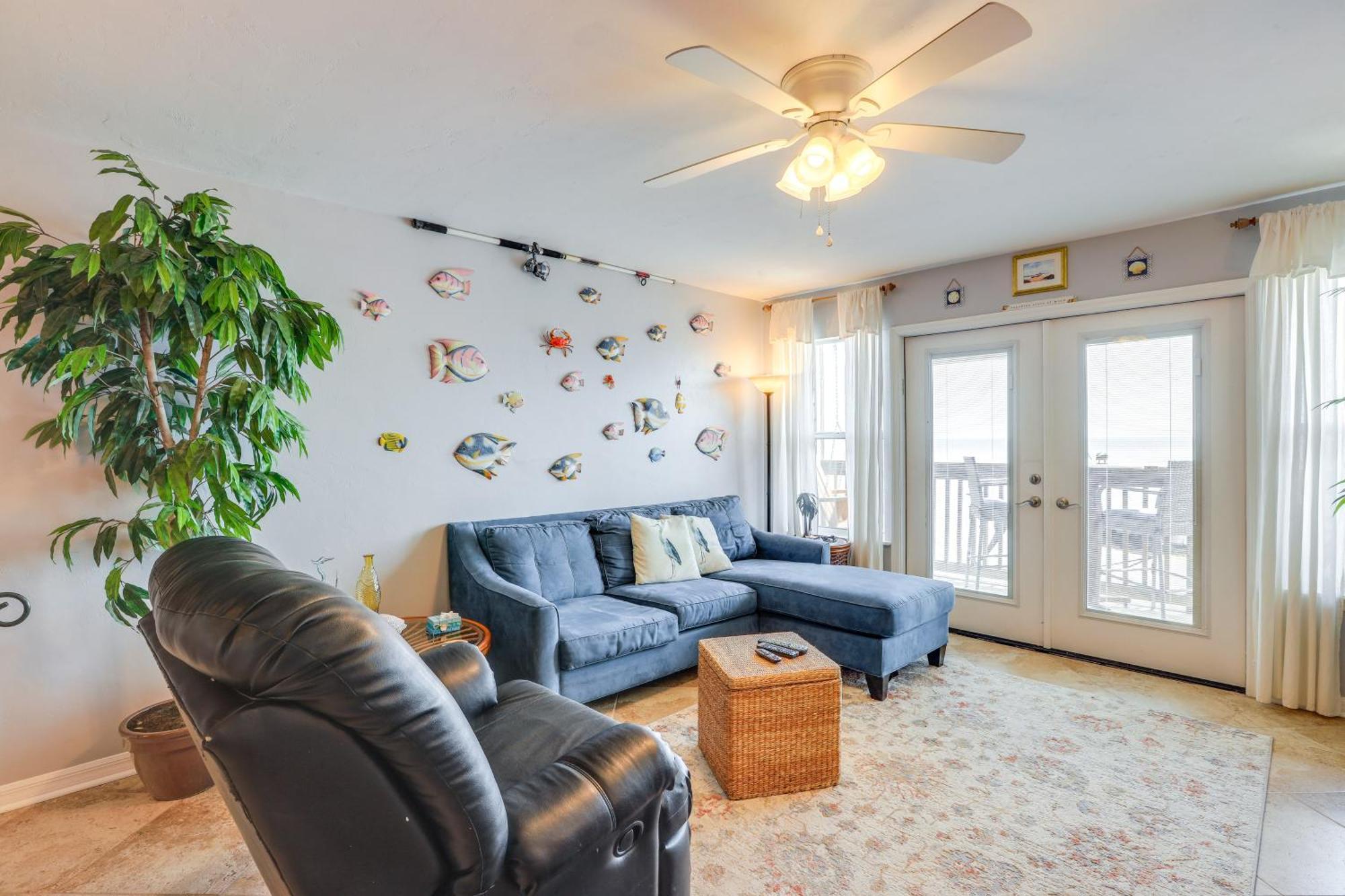 Beachfront Cedar Key Retreat With Pool Access! Kültér fotó